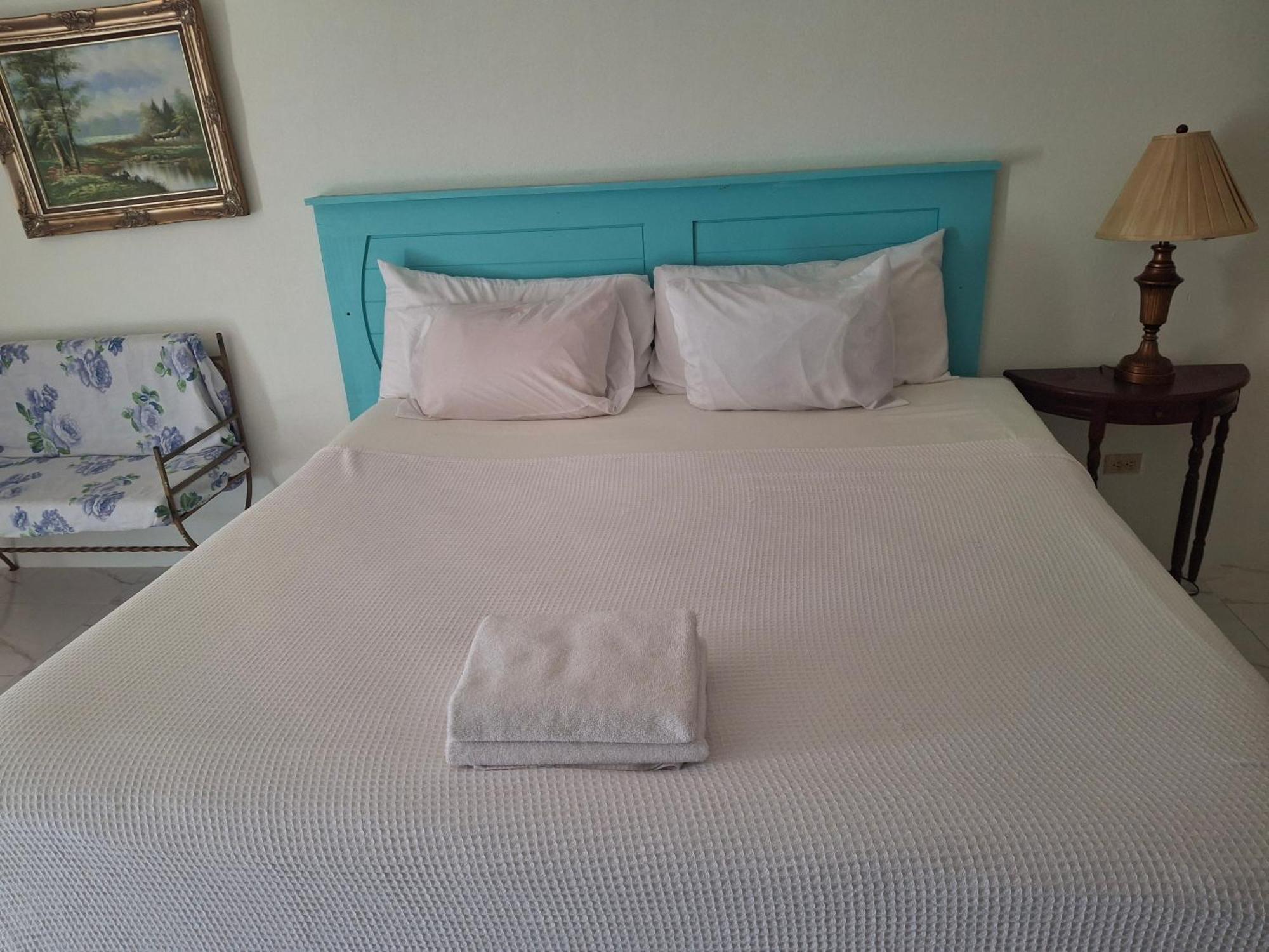 Ocean View Apartments Bridgetown Rum bild